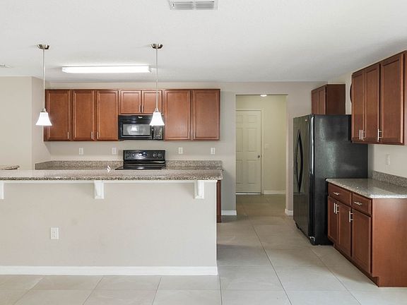 4th image of 4602 Harvest Row Ln