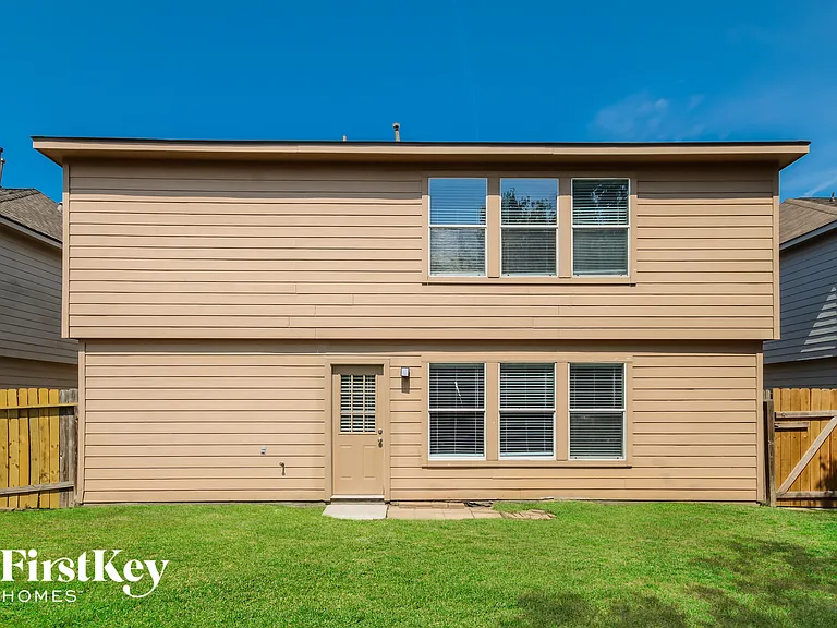 16941 Wren Hill St — Photo 14