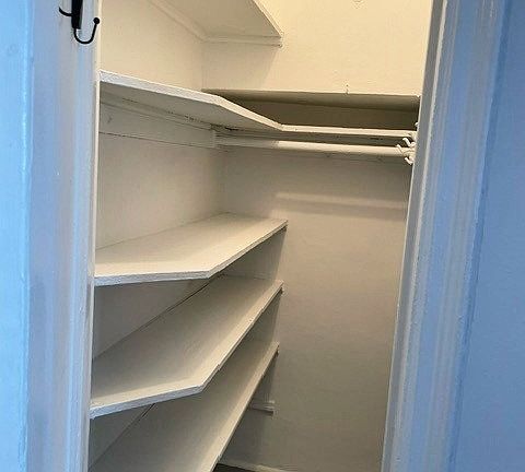 5th image of 5 Tudor City Pl APT 335