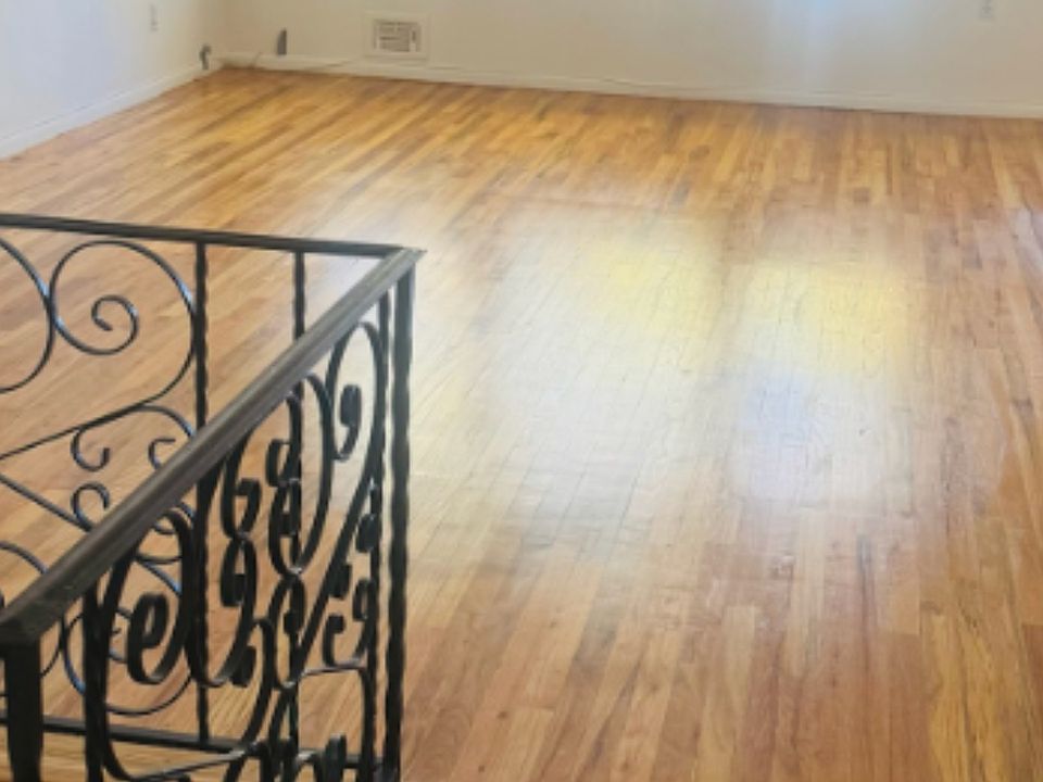 1 57ave225st, Oakland Gardens, NY 11364 Zillow