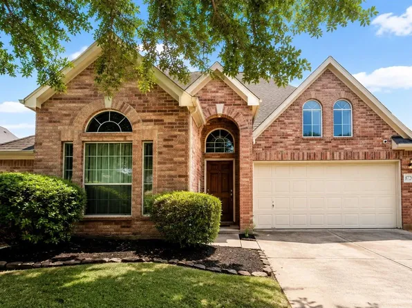 8726 Rollick Dr, Tomball, TX 77375
