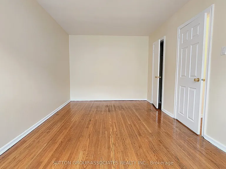 1 Greenbrook Dr #304 — Photo 18