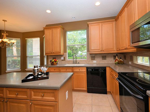 4th image of 3845 Cardinal Oaks Cir