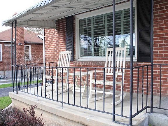 2nd image of 2043 E White Cir