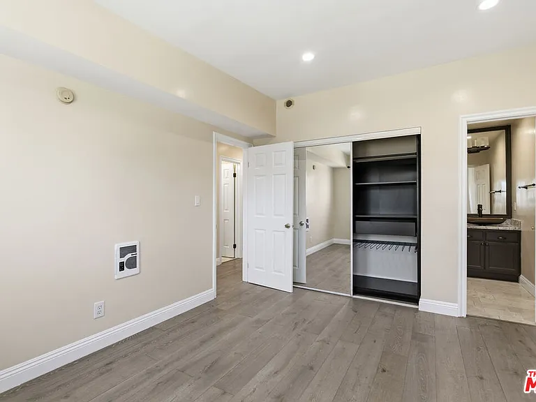 8710 Belford Ave #207B — Photo 12