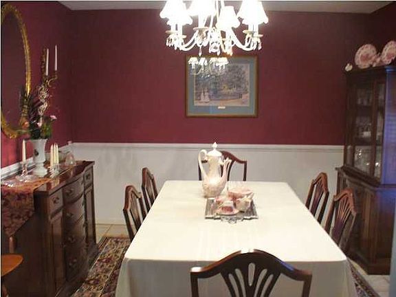 5th image of 509 Vaughn Dr N