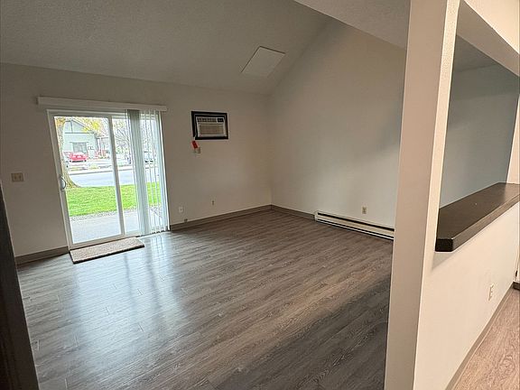 5th image of 3110 S Clinton Rd APT 3