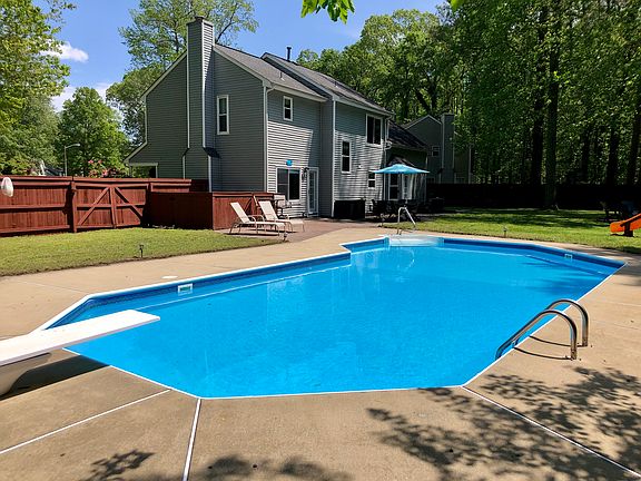 5th image of 801 Whisper Hollow Dr