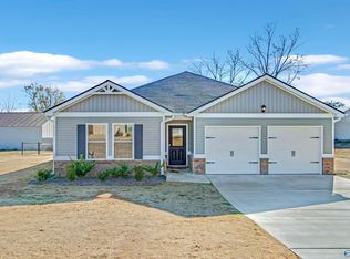 90 Leisure Ln, Arab, AL 35016