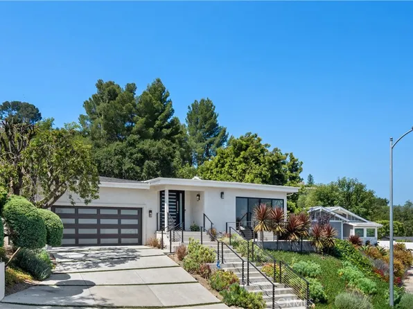 15708 Castlewoods Dr, Sherman Oaks, CA 91403