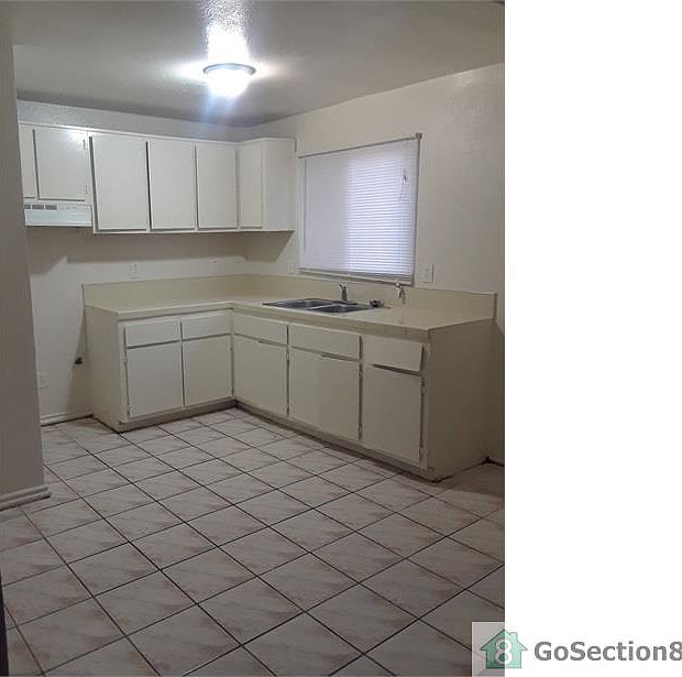 1st image of 9429 S Central Ave #1