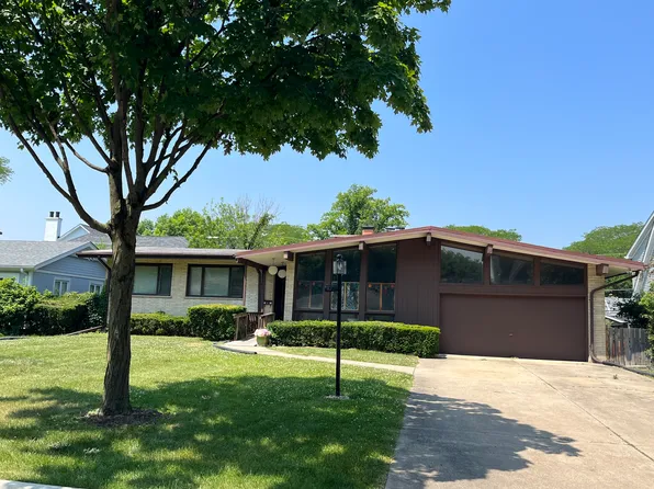 (undisclosed Address), Hinsdale, IL 60521