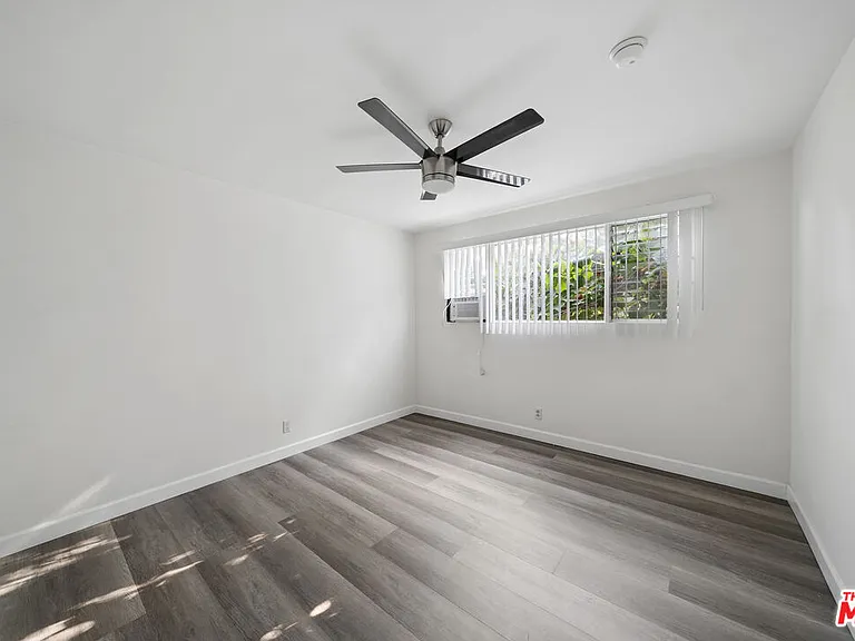 1027 N Edinburgh Ave #8 — Photo 5