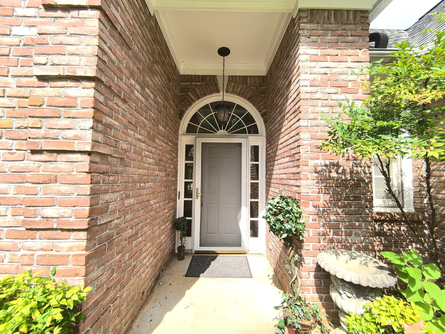 4 bed, 3.5 bath, 3401 sqft, $2,850 — Photo 3