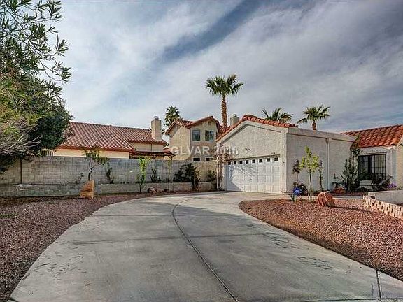 2nd image of 8624 Spruce Lake Cir