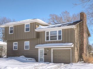 603 NE Green St, Lees Summit, MO 64063