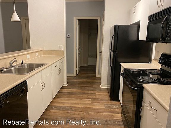 2nd image of 8290 Gate Pkwy W Unit 912