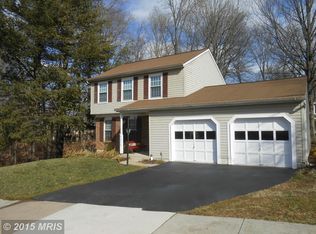12012 Rosiers Branch Dr, Herndon, VA 20170