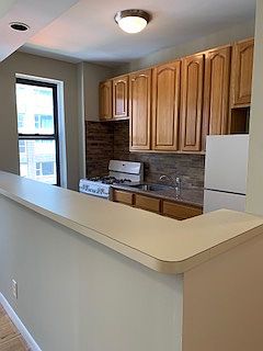1st image of 164 E 33rd St APT 22
