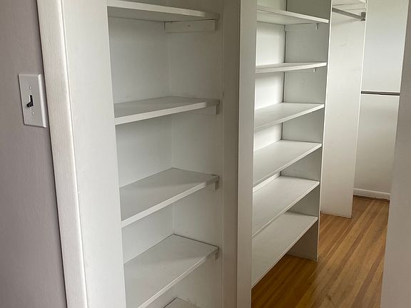 5th image of 114 Newell Ave Floor 1