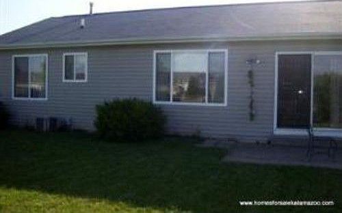 2nd image of 553 Sarah St
