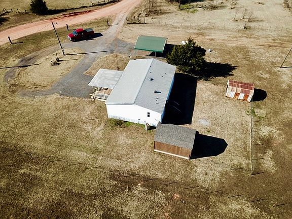 3rd image of 19351 Rocky Creek Ln