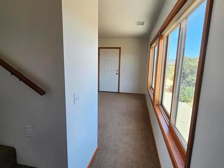 461 Manzanita Dr — Photo 19