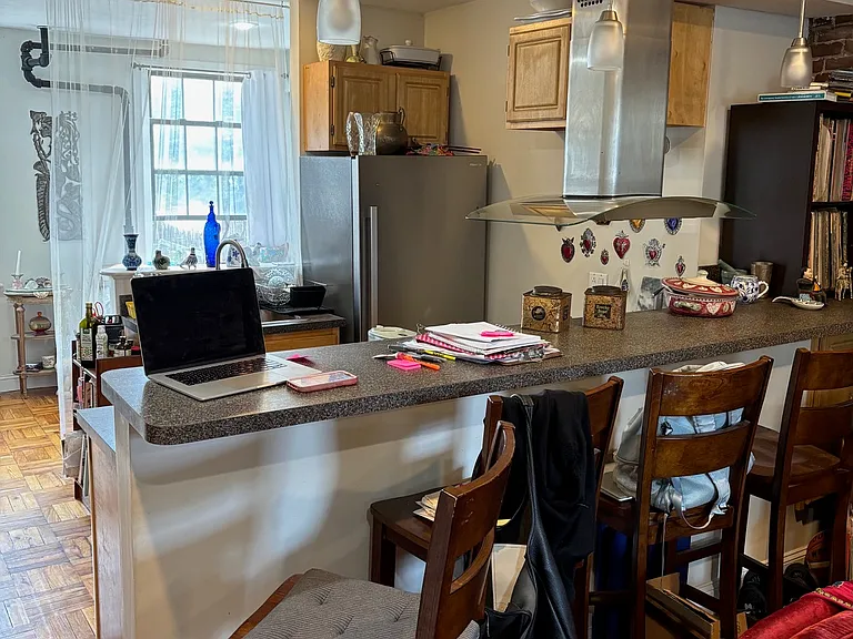 193 Webster St #B — Photo 9