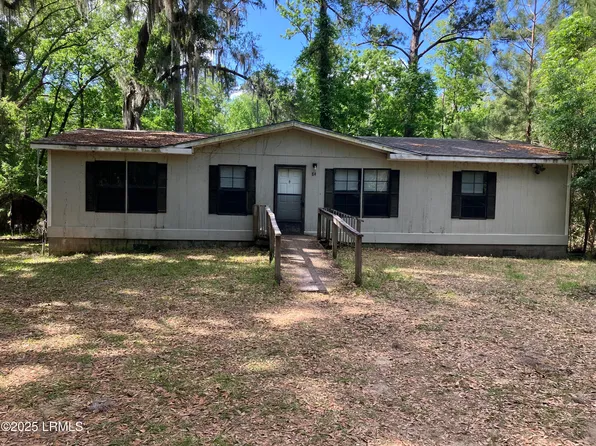 84 Alston Rd, Beaufort, SC 29907