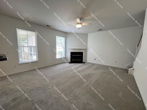 3rd image of 533 Delafield Dr