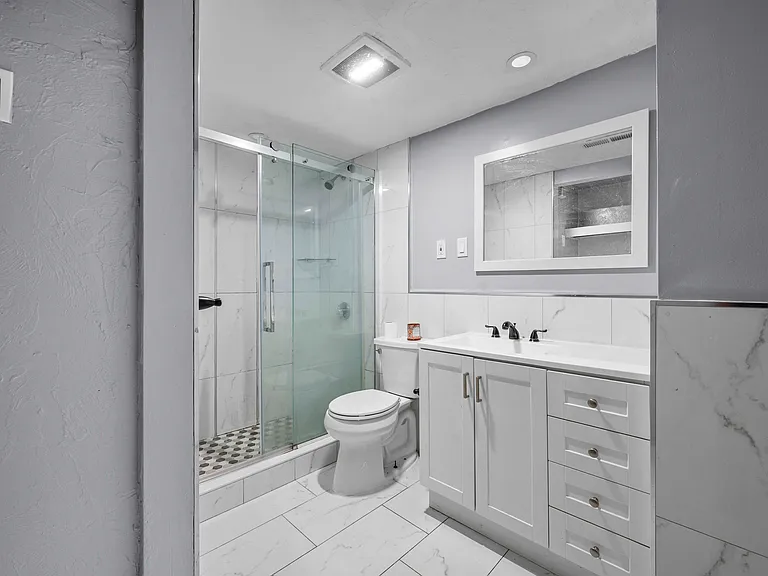 30 Mount Everett St #1R — Photo 18