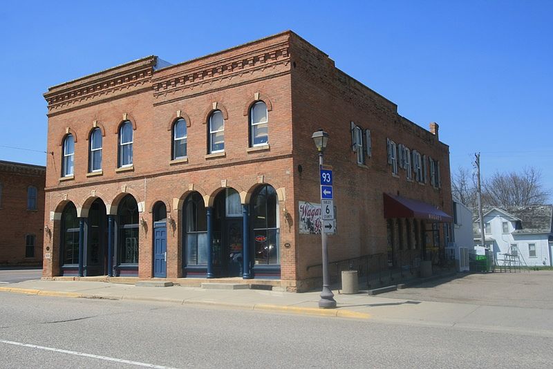 422 Main St, Henderson, MN 56044 Zillow