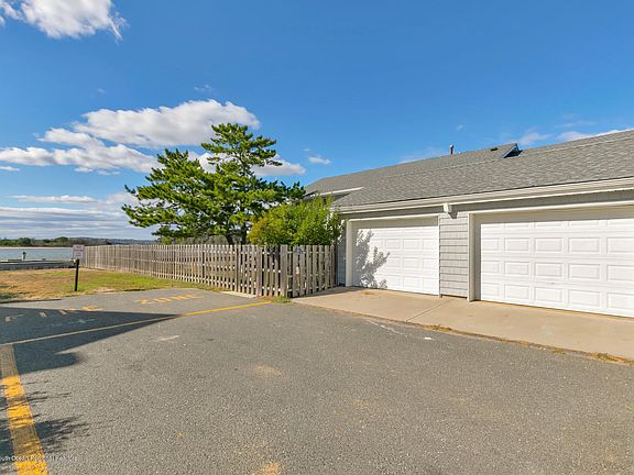 5th image of 25 Shrewsbury Way