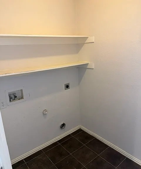 8806 Oakwood Ln — Photo 15