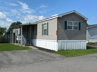 227 Lunar Ln, Milton, PA
