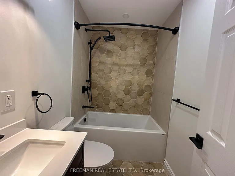 37 Grant St — Photo 15