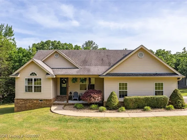 1327 Mountain View Ln, Alma, AR 72921