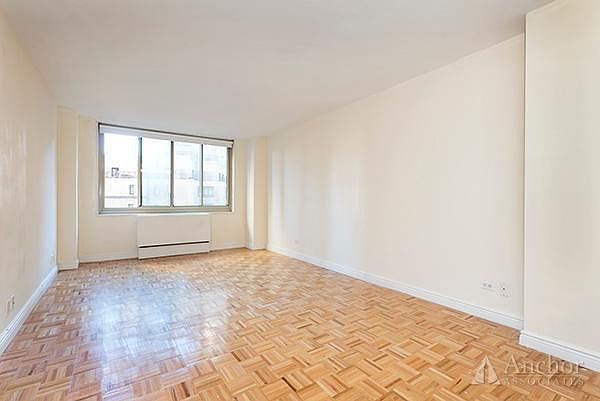 1st image of 30 W 63rd St APT 10U