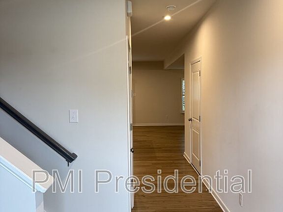 4th image of 11430 Dunmore Mill Ct