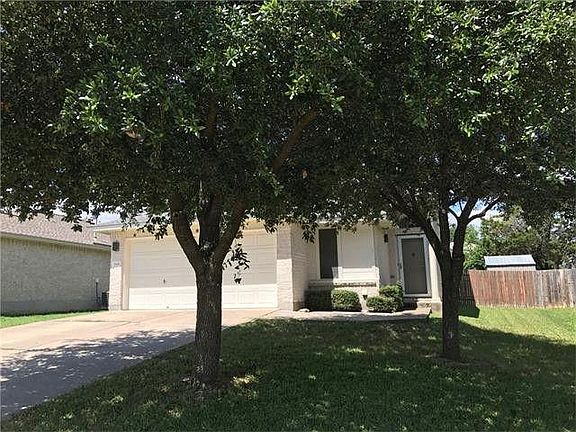 2nd image of 2801 Turtle River Dr