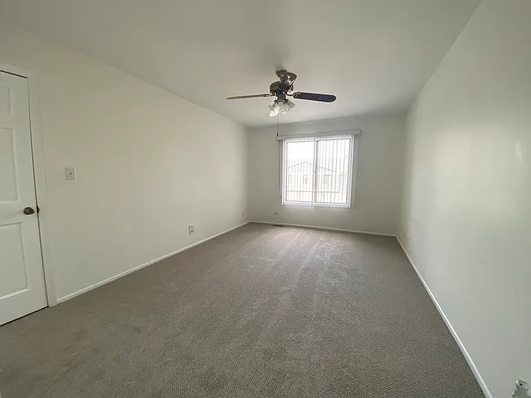 914 Van Buren Ct — Photo 29