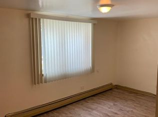 8079 W Foster Ln, Niles, IL 60714