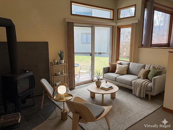 4th image of 1075 Butternut Hill Road #H2