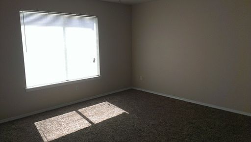 2nd image of 16028 N 19th St APT 104
