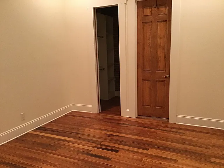 217 Broad St — Photo 9