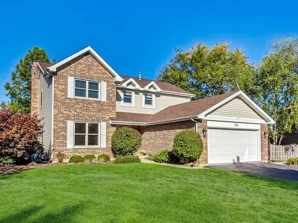 318 Foxfire Dr, Lake Zurich, IL 60047