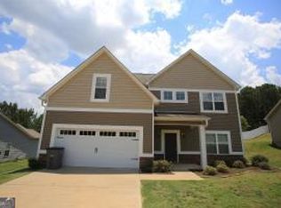 106 Dixie Creek Dr, Lagrange, GA 30240