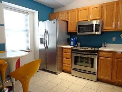 1st image of 1406 W Seneca Ave