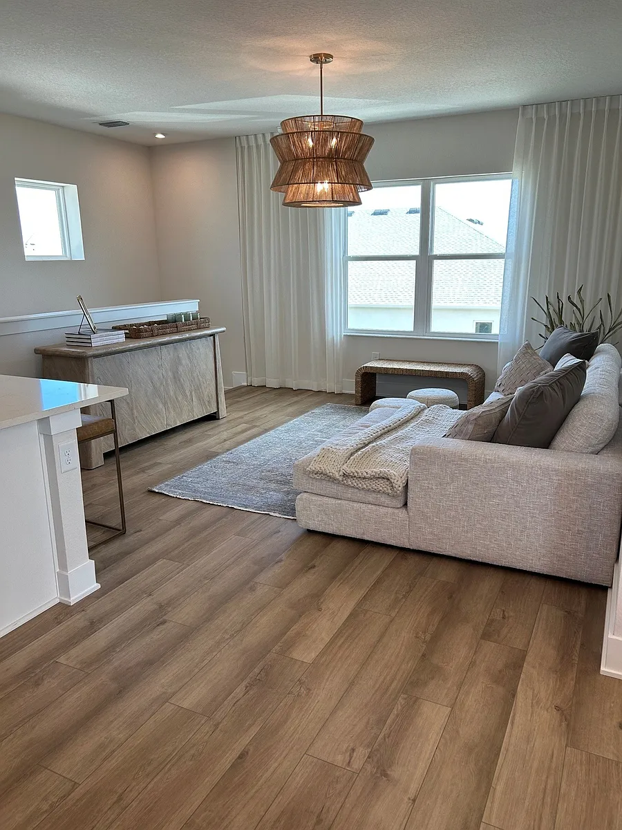 Sample of main living area - 7910 Lake Flores Ave