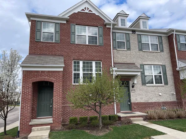 28076 Hewes Ln, Novi, MI